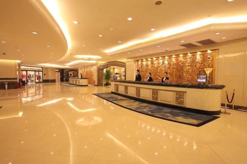 Yun-Zen Jinling World Trade Plaza Hotel Shijiazhuang Dış mekan fotoğraf