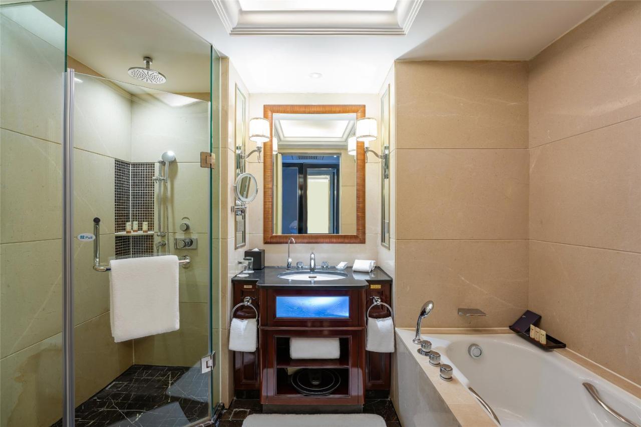 Yun-Zen Jinling World Trade Plaza Hotel Shijiazhuang Dış mekan fotoğraf