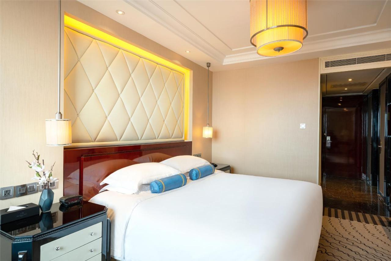 Yun-Zen Jinling World Trade Plaza Hotel Shijiazhuang Dış mekan fotoğraf